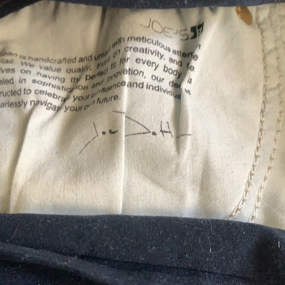 JOE’S JEANS MATERNITY DISTRESSED SHORTS 28 - Picture 8 of 8